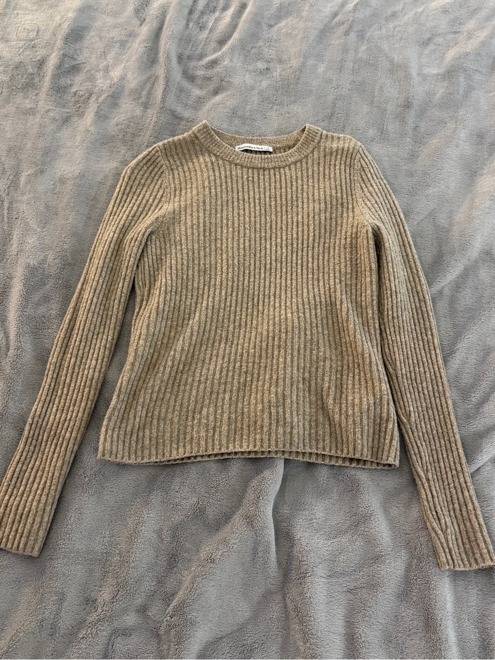 Abercrombie & Fitch Women's Ribbed Crewneck Sweater in Taupe - Size Small - Picture 4 of 6